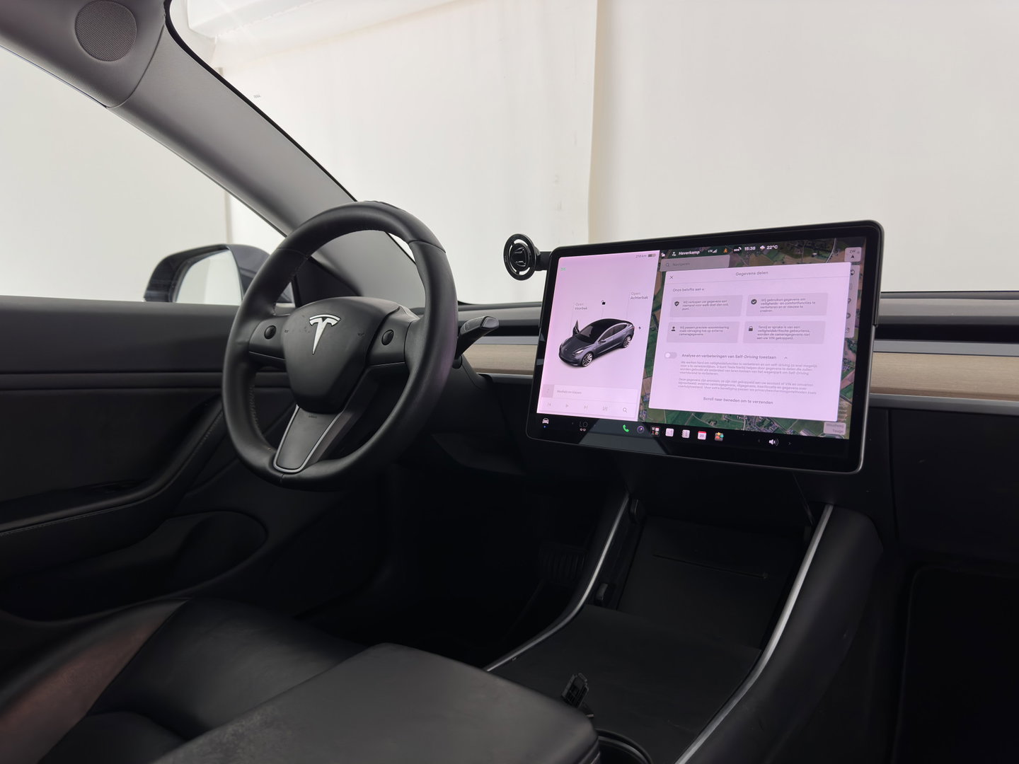 Tesla Model 3 Long Range AWD 75 kWh [3-Fase-11kW] (INCL-BTW) Aut. *PANO | AUTOPILOT | LEATHER | KEYLESS | FULL-LED | MEMORY-PACK | TOPVIEW | DAB | CARPLAY | DIGI-COCKPIT | LANE-ASSIST | HEATED-COMFORTSEATS | 19"ALU*