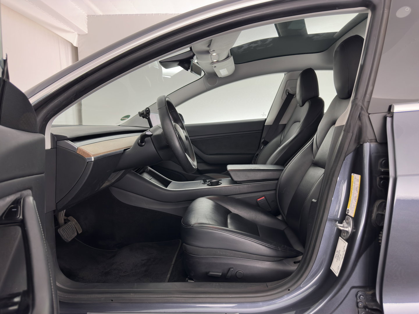 Tesla Model 3 Long Range AWD 75 kWh [3-Fase-11kW] (INCL-BTW) Aut. *PANO | AUTOPILOT | LEATHER | KEYLESS | FULL-LED | MEMORY-PACK | TOPVIEW | DAB | CARPLAY | DIGI-COCKPIT | LANE-ASSIST | HEATED-COMFORTSEATS | 19"ALU*