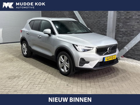 Volvo XC40 2.0 B3 Core | Camera | Keyless Entry | Stoel+Stuurverwarming | Elektrische Achterklep | Getint Glas | 18 inch
