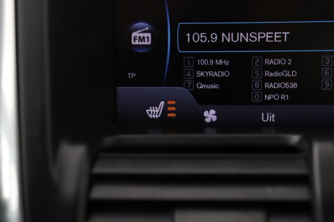 Volvo XC60 T5 Momentum | Elektrische Stoel + Memory | Stoelverwarming | Trekhaak | Cruise Control