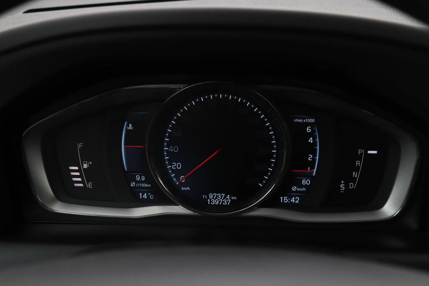 Volvo XC60 T5 Momentum | Elektrische Stoel + Memory | Stoelverwarming | Trekhaak | Cruise Control