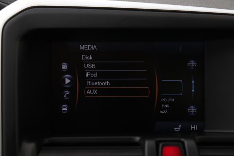 Volvo XC60 T5 Momentum | Elektrische Stoel + Memory | Stoelverwarming | Trekhaak | Cruise Control