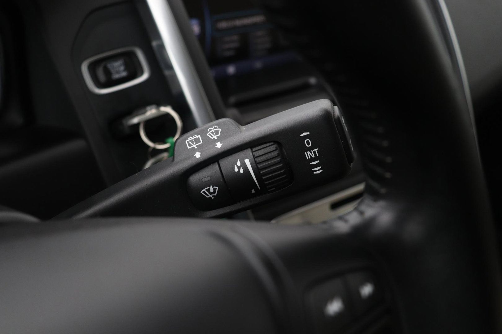 Volvo XC60 T5 Momentum | Elektrische Stoel + Memory | Stoelverwarming | Trekhaak | Cruise Control