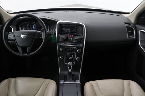 Volvo XC60 T5 Momentum | Elektrische Stoel + Memory | Stoelverwarming | Trekhaak | Cruise Control
