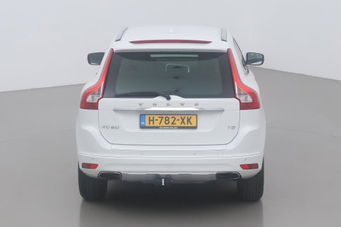 Volvo XC60 T5 Momentum | Elektrische Stoel + Memory | Stoelverwarming | Trekhaak | Cruise Control