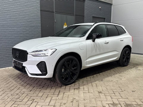 Volvo XC60 T6 Plus Black Edition | Harman/Kardon | Pilot Assist | Panoramadak | 360° Camera | Head-Up | Stoel+Stuurverwarming | 21 Inch
