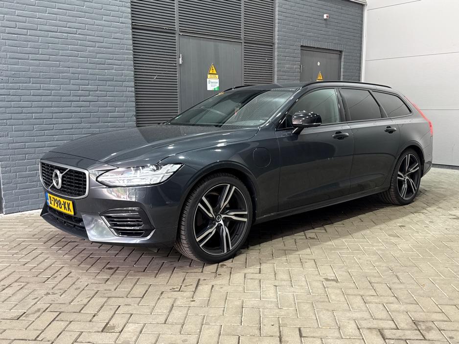 Volvo V90 T8 AWD R-Design | Luchtvering | Harman/Kardon | Trekhaak | 360° Camera | BLIS | Standkachel | 20 Inch | ACC