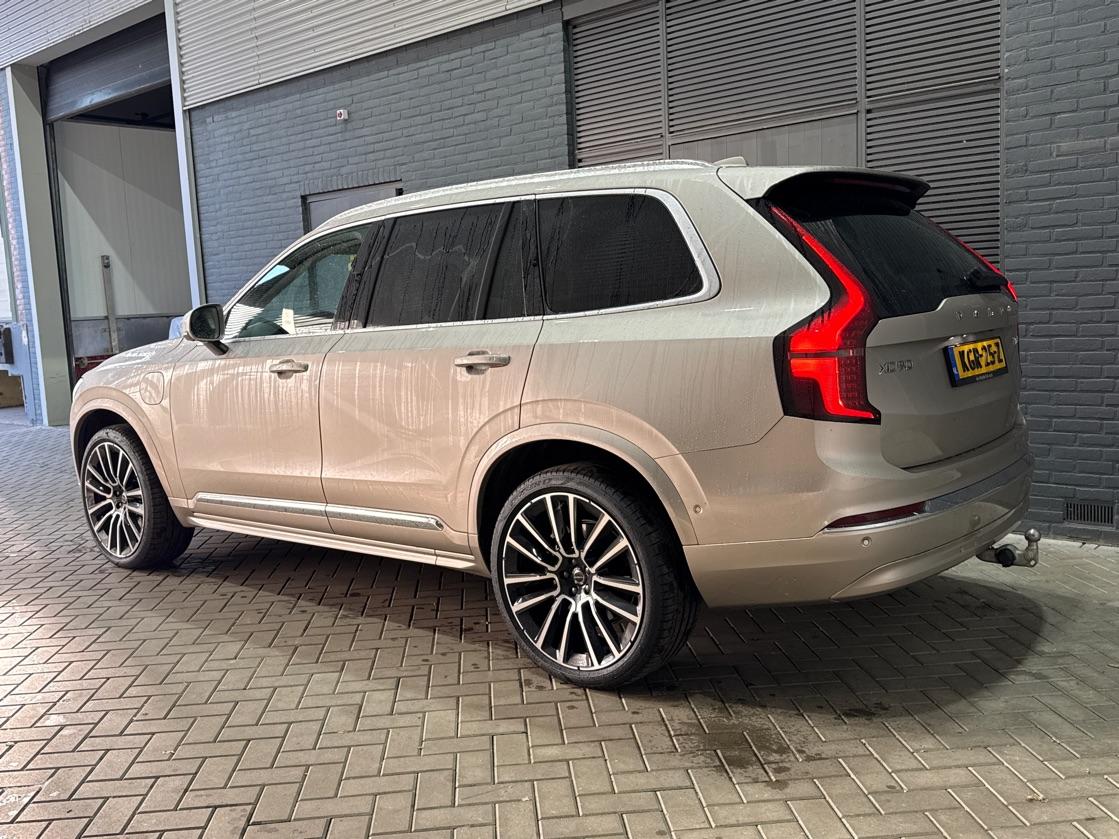 Volvo XC90 T8 Ultra Bright | Luchtvering | Bowers & Wilkins | Trekhaak | Stoelventilatie