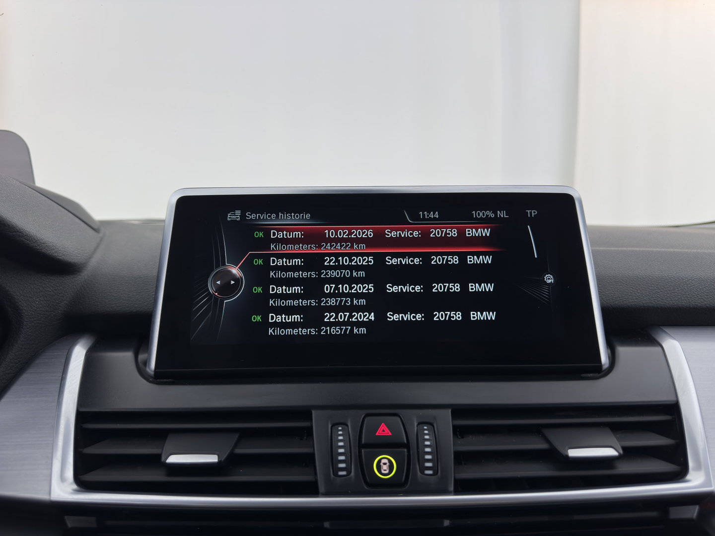 BMW 2 Serie Gran Tourer 216d High Executive Luxury-Line [7-Pers.] (INCL-BTW) Aut. * LEATHER | FULL-LED | HIFI-SOUND | HEAD-UP | ADAPTIVE-CRUISE | KEYLESS | NAVI-FULLMAP | HEATED-SPORTSEATS | PRIVACY-GLASS | ECC | PDC | TOWBAR | 17''ALU*