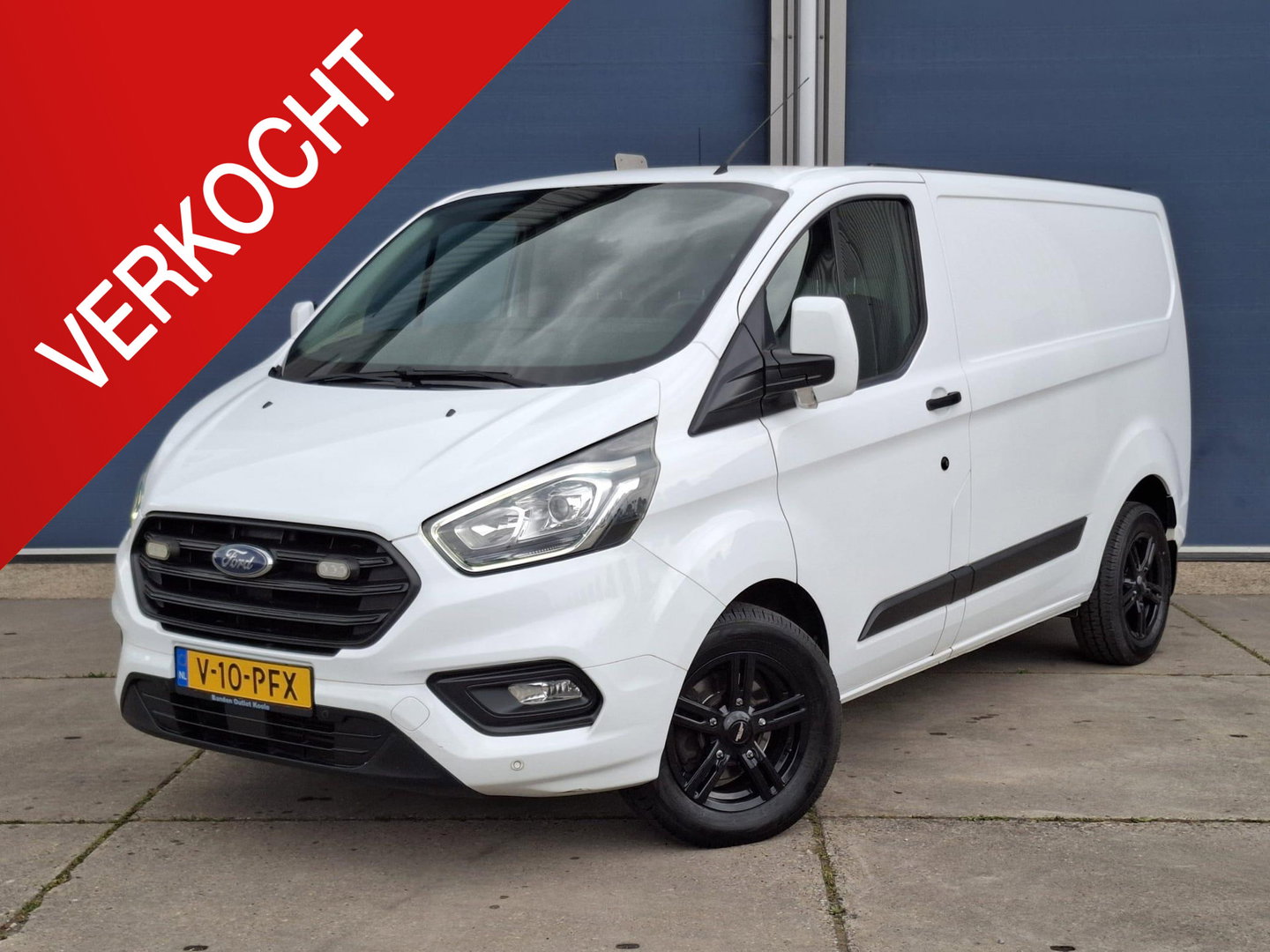 Ford Transit Custom 340 2.0 TDCI L1H1 Ambiente AIRCO / CRUISE CONTROLE / 3 ZITS / TREKHAAK / EURO 6
