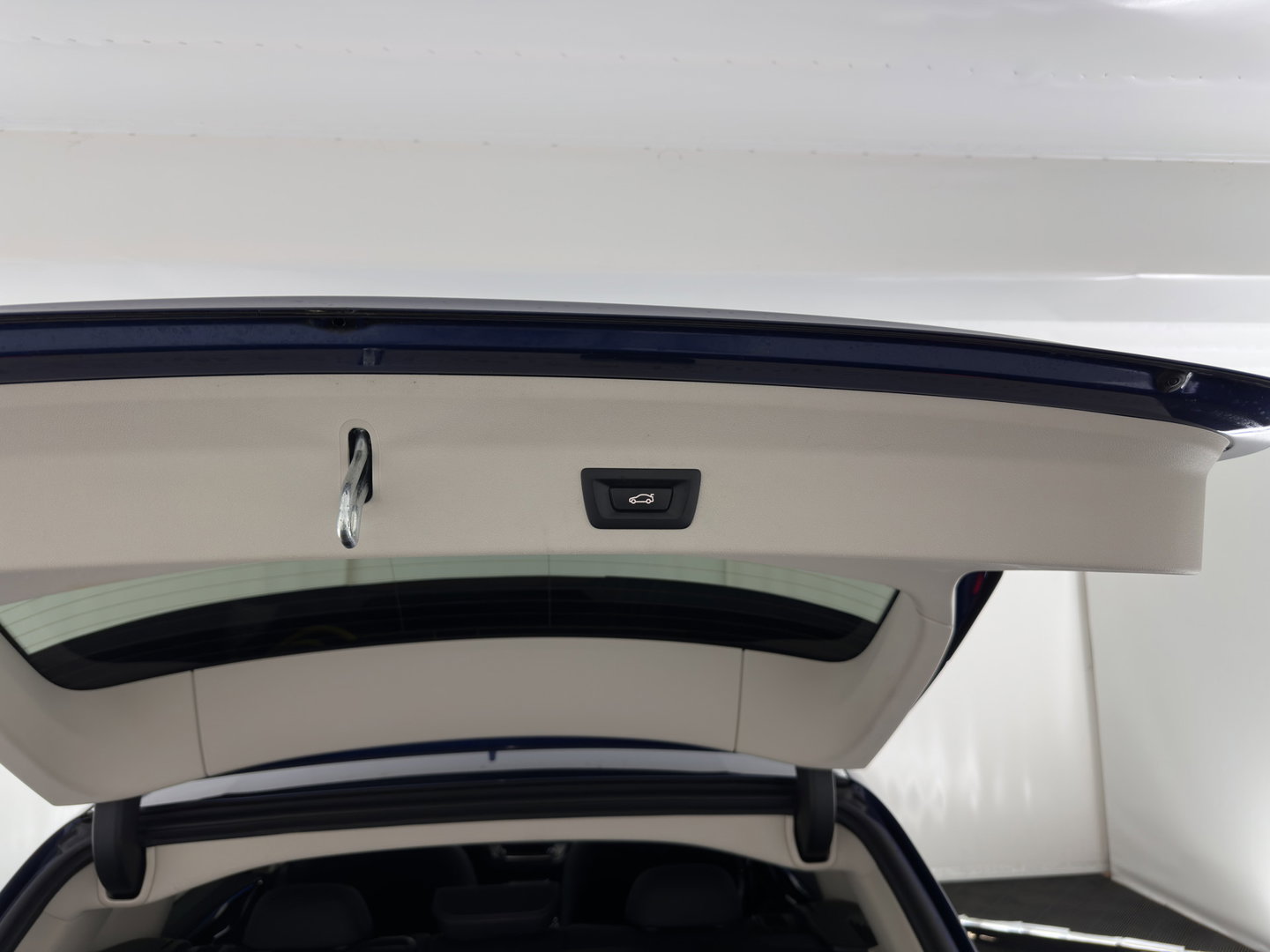 BMW iX3 Executive 80 kWh [3-Fase-11kW] {SoH-99%} (INCL.BTW) Aut. *PANO | LEATHER | ADAPTIVE-CRUISE | FULL-LED | MEMORY-PACK | BLIND-SPOT | DIGI-COCKPIT | HEATED-COMFORTSEATS | CAMERA | DAB+ | NAVI-FULLMAP | TOWBAR | 19''ALU*
