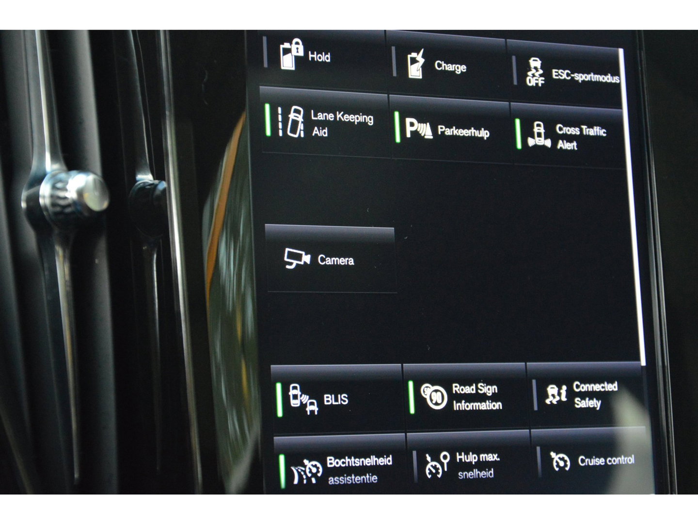 Volvo V60 T8 Hybride AWD Inscription | Panoramadak | Camera | Stoelverwarming | BLIS | Trekhaak |