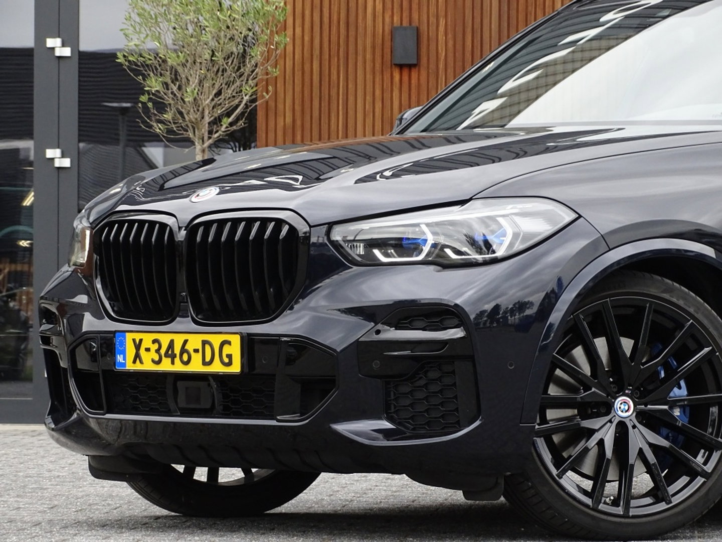 BMW X5 45e 394PK M-Sport / Laser / 2022 / BTW / trekhaak / pano
