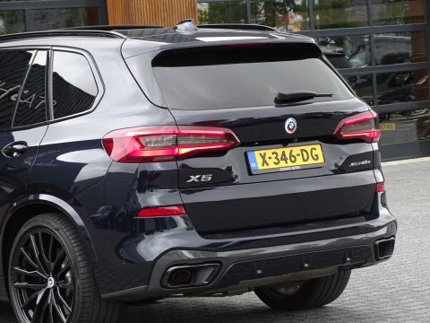 BMW X5 45e 394PK M-Sport / Laser / 2022 / BTW / trekhaak / pano