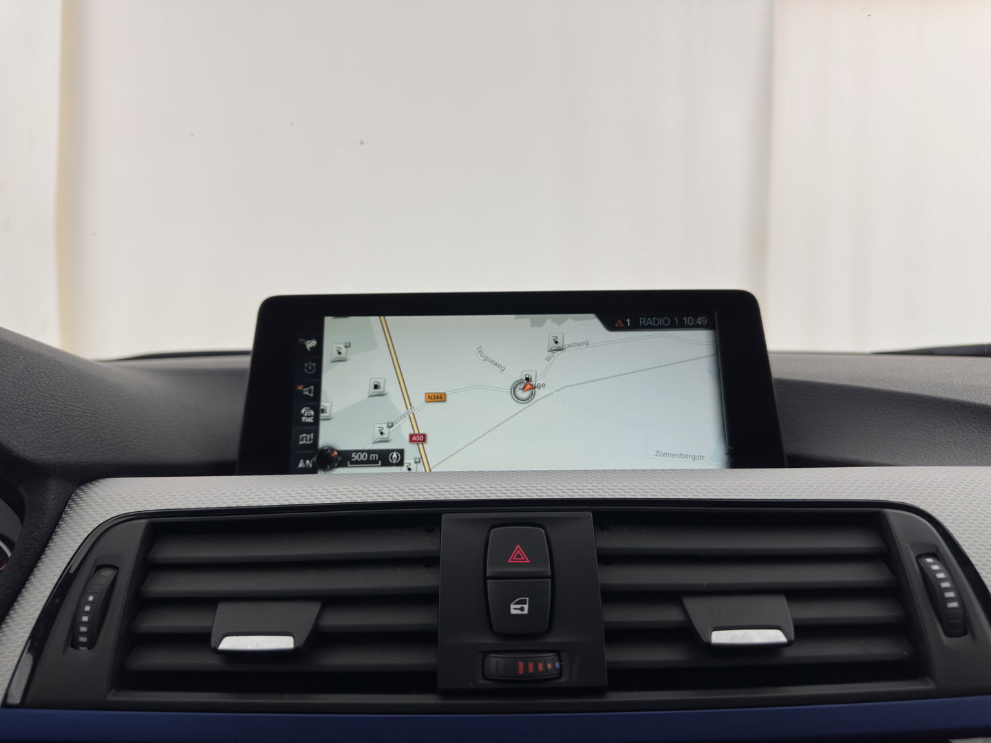 BMW 3-serie 330e Centennial High Executive M-Sportpack (Plug-in) (INCL.BTW) Aut. *LEATHER | FULL-LED | HEATED-SPORTSEATS | NAVI-FULLMAP | KEYLESS | PRIVACY-GLASS | ECC | PDC | CRUISE | 19''ALU*