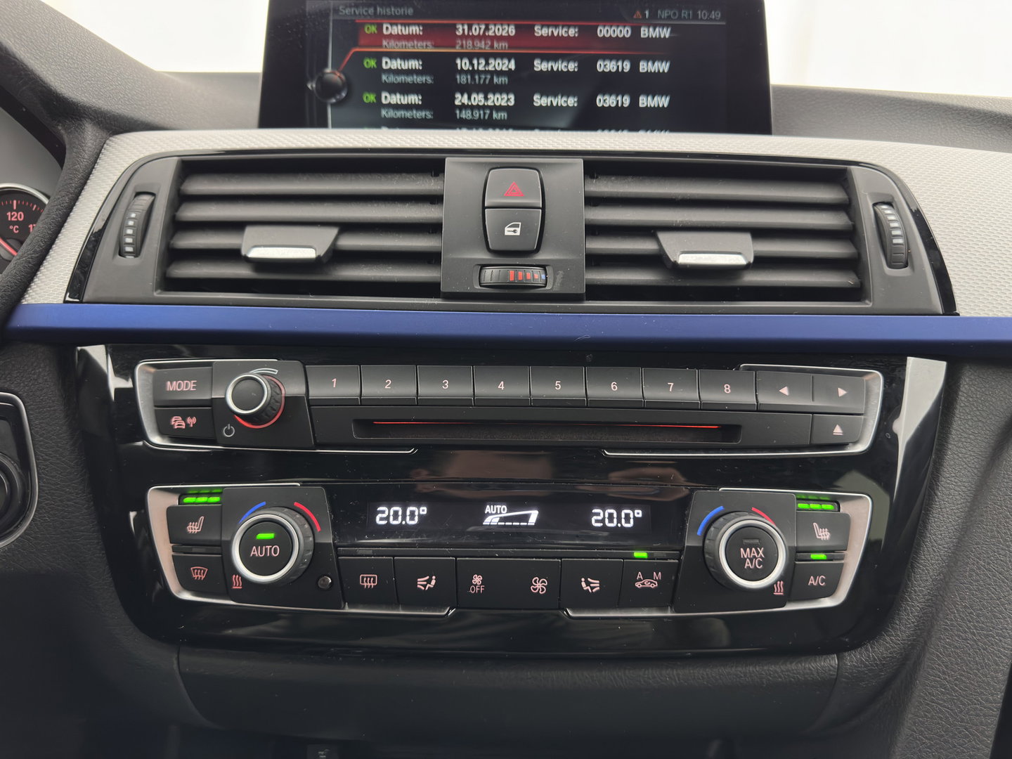 BMW 3-serie 330e Centennial High Executive M-Sportpack (Plug-in) (INCL.BTW) Aut. *LEATHER | FULL-LED | HEATED-SPORTSEATS | NAVI-FULLMAP | KEYLESS | PRIVACY-GLASS | ECC | PDC | CRUISE | 19''ALU*
