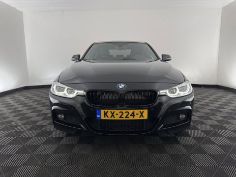 BMW 3-serie 330e Centennial High Executive M-Sportpack (Plug-in) (INCL.BTW) Aut. *LEATHER | FULL-LED | HEATED-SPORTSEATS | NAVI-FULLMAP | KEYLESS | PRIVACY-GLASS | ECC | PDC | CRUISE | 19''ALU*