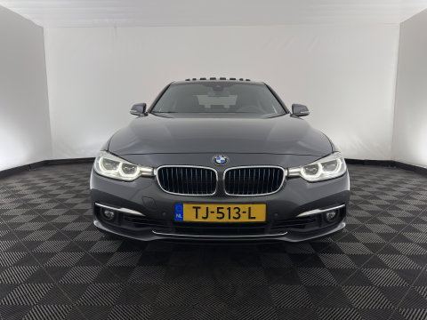 BMW 3-serie 330e High Executive (Plug-in) (INCL.BTW) Aut. *PANO | HEAD-UP | LEATHER | FULL-LED | MEMORY-PACK | HARMAN/KARDON | BLIND-SPOT | KEYLESS | CAMERA | NAVI-FULLMAP | DAB | PRIVACY-GLASS | ECC | PDC | 18''ALU*