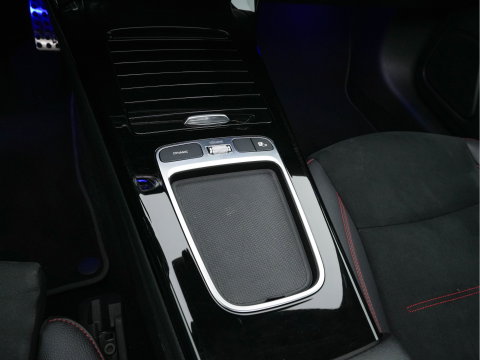 Mercedes-Benz CLA-Klasse 250 e Star Edition [3-Fase-11kW] {SoH-97%} (INCL.BTW) Aut. *PANO | LEATHER-MICROFIBRE | FULL-LED | HEATED-SPORTSEATS | AMBIENT-LIGHT | DIGI-COCKPIT | DAB+ | NAVI-FULLMAP | CAMERA | PRIVACYGLASS | SHIFTPADDLES | 18''ALU*