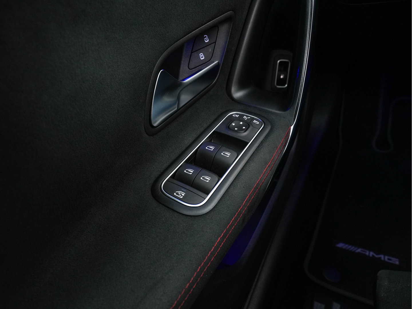 Mercedes-Benz CLA-Klasse 250 e Star Edition [3-Fase-11kW] {SoH-97%} (INCL.BTW) Aut. *PANO | LEATHER-MICROFIBRE | FULL-LED | HEATED-SPORTSEATS | AMBIENT-LIGHT | DIGI-COCKPIT | DAB+ | NAVI-FULLMAP | CAMERA | PRIVACYGLASS | SHIFTPADDLES | 18''ALU*