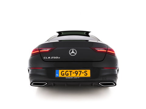 Mercedes-Benz CLA-Klasse 250 e Star Edition [3-Fase-11kW] {SoH-97%} (INCL.BTW) Aut. *PANO | LEATHER-MICROFIBRE | FULL-LED | HEATED-SPORTSEATS | AMBIENT-LIGHT | DIGI-COCKPIT | DAB+ | NAVI-FULLMAP | CAMERA | PRIVACYGLASS | SHIFTPADDLES | 18''ALU*