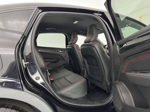 Renault Arkana 1.6 E-Tech Hybrid 145 R.S. Line (Plug-in) (INCL-BTW) Aut. *LEATHER-FABRIC | FULL-LED | BLINDSPOT | CAMERA | BOSE-SOUND | HEATED-SPORTSEATS | KEYLESS | AMBIENTLIGHT | DIGI-COCKPIT | PRIVACY-GLASS | NAVI-FULLMAP | ECC | ADAPTIVE-CRUISE