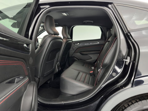 Renault Arkana 1.6 E-Tech Hybrid 145 R.S. Line (Plug-in) (INCL-BTW) Aut. *LEATHER-FABRIC | FULL-LED | BLINDSPOT | CAMERA | BOSE-SOUND | HEATED-SPORTSEATS | KEYLESS | AMBIENTLIGHT | DIGI-COCKPIT | PRIVACY-GLASS | NAVI-FULLMAP | ECC | ADAPTIVE-CRUISE