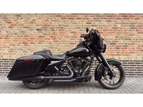 Harley Davidson 103 FLHXS Street Glide Streetglide Special CVO