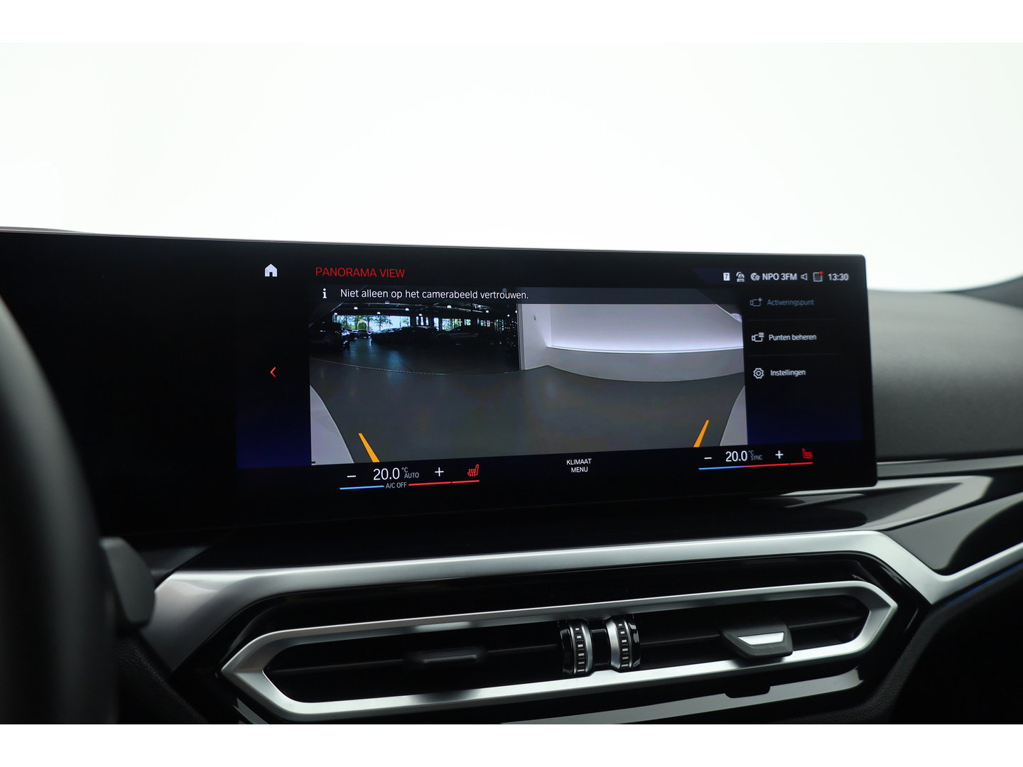 BMW 3-serie 330e M-Sport | Rijklaar! | Widescreen | ShadowLine | HUD | Dodehoek | Leder | Stuur-Stoelverw. | Nav+App.Connect | Sfeerverl. | Elek. Klep | LED | Rijmodus | Cruise V