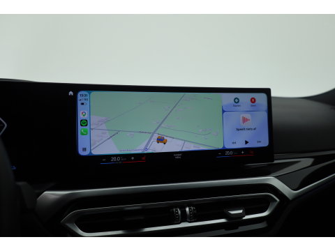 BMW 3-serie 330e M-Sport | Rijklaar! | Widescreen | ShadowLine | HUD | Dodehoek | Leder | Stuur-Stoelverw. | Nav+App.Connect | Sfeerverl. | Elek. Klep | LED | Rijmodus | Cruise V