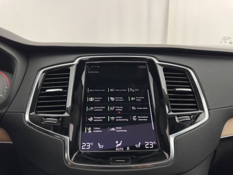Volvo XC90 2.0 T8 Recharge AWD Inscription ExclusiveV [7-Pers.] (Plug-in) Aut. *PANO | HEAD-UP | LEATHER | FULL-LED | BOWERS&WILKINS | MEMORY-PACK | HEATED-SPORTSEATS | BLIND-SPOT | DIGI-COCKPIT | NAVI-FULLMAP | PRIVACY-GLASS | CAMERA | ECC | PDC | 20''ALU | TOWBAR