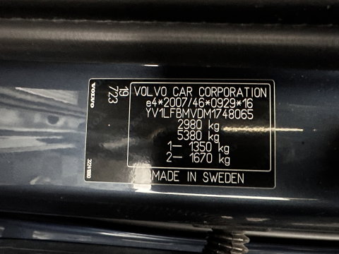 Volvo XC90 2.0 T8 Recharge AWD Inscription ExclusiveV [7-Pers.] (Plug-in) Aut. *PANO | HEAD-UP | LEATHER | FULL-LED | BOWERS&WILKINS | MEMORY-PACK | HEATED-SPORTSEATS | BLIND-SPOT | DIGI-COCKPIT | NAVI-FULLMAP | PRIVACY-GLASS | CAMERA | ECC | PDC | 20''ALU | TOWBAR