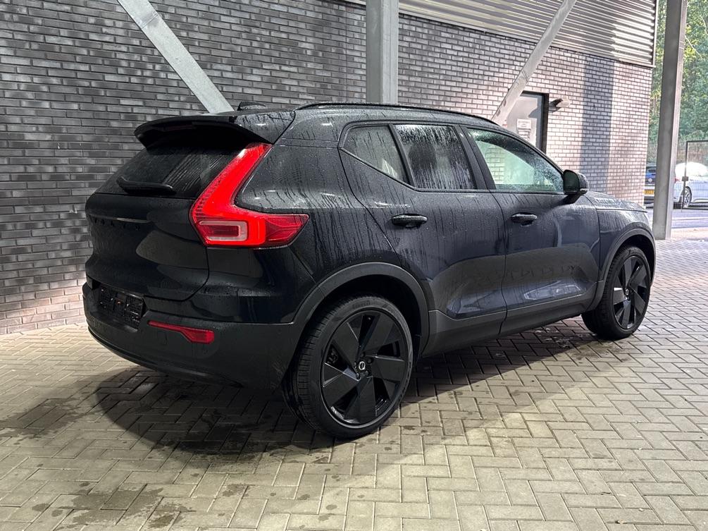 Volvo EX40 Single Motor Extended Range Plus Black Edition | 82 kWh | Panoramadak | Harman/Kardon | Camera