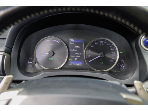 Lexus IS 300h Hybrid Luxury Line | Mark Levinson | Stoelkoeling/Verwarming | Dealeronderhouden