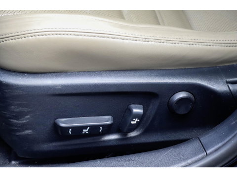 Lexus IS 300h Hybrid Luxury Line | Mark Levinson | Stoelkoeling/Verwarming | Dealeronderhouden