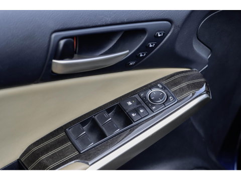 Lexus IS 300h Hybrid Luxury Line | Mark Levinson | Stoelkoeling/Verwarming | Dealeronderhouden