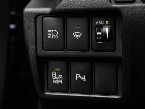Lexus IS 300h Hybrid Luxury Line | Mark Levinson | Stoelkoeling/Verwarming | Dealeronderhouden