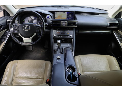 Lexus IS 300h Hybrid Luxury Line | Mark Levinson | Stoelkoeling/Verwarming | Dealeronderhouden