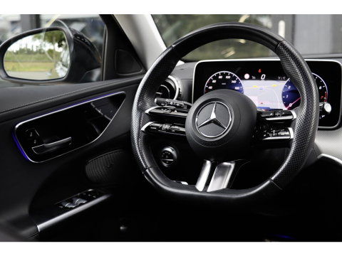 Mercedes-Benz C-Klasse 180 AMG Line Pano Wegkl.Trekhaak Sfeerverlichting