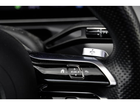 Mercedes-Benz C-Klasse 180 AMG Line Pano Wegkl.Trekhaak Sfeerverlichting