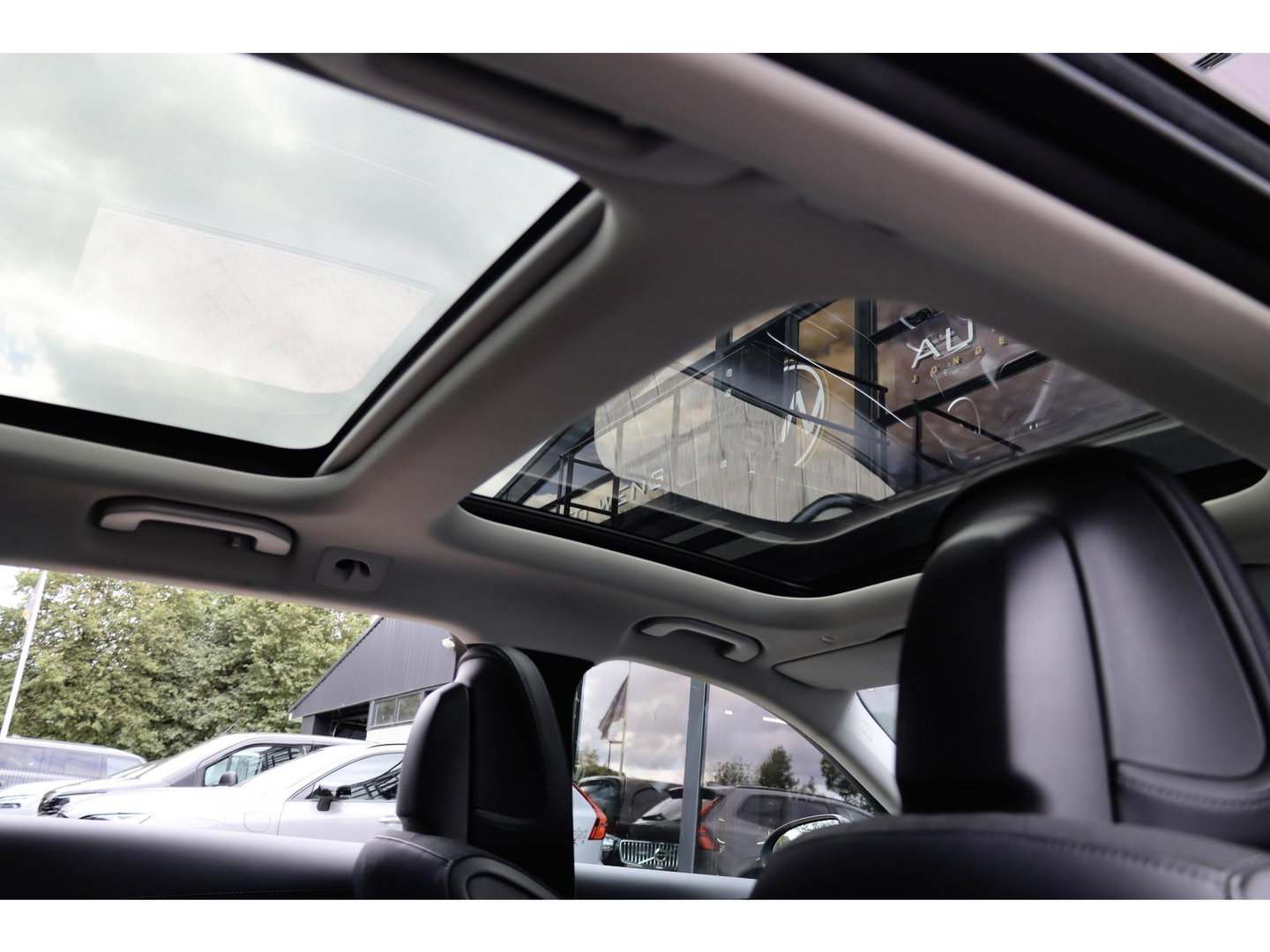 Mercedes-Benz C-Klasse 180 AMG Line Pano Wegkl.Trekhaak Sfeerverlichting