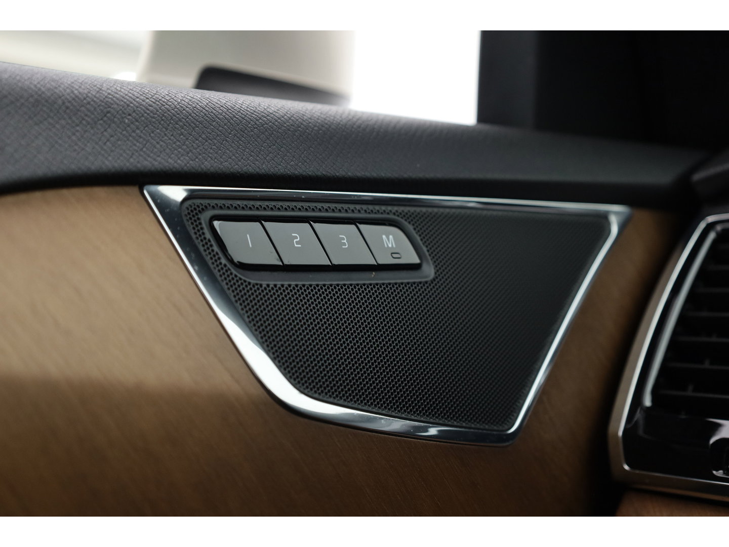 Volvo XC90 2.0 T6 AWD Inscription 7p. | Pano | 360cam | Leder | Trekhaak | Memory | Massage | Stoelventilatie | 4x Stoelverw.