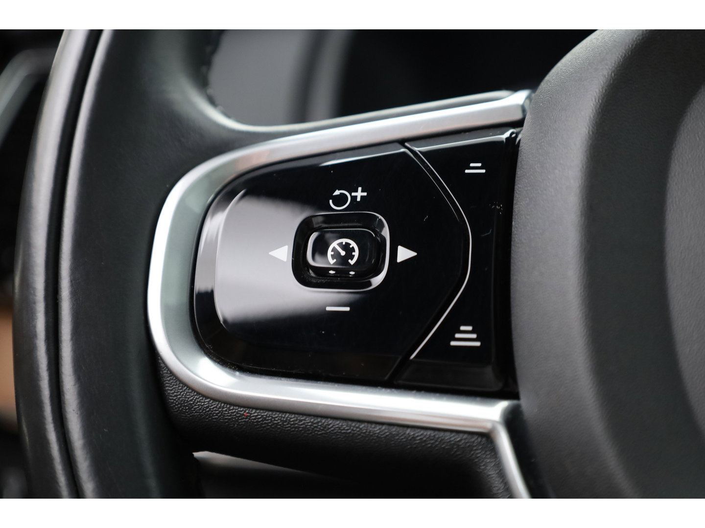 Volvo XC90 2.0 T6 AWD Inscription 7p. | Pano | 360cam | Leder | Trekhaak | Memory | Massage | Stoelventilatie | 4x Stoelverw.