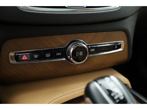 Volvo XC90 2.0 T6 AWD Inscription 7p. | Pano | 360cam | Leder | Trekhaak | Memory | Massage | Stoelventilatie | 4x Stoelverw.