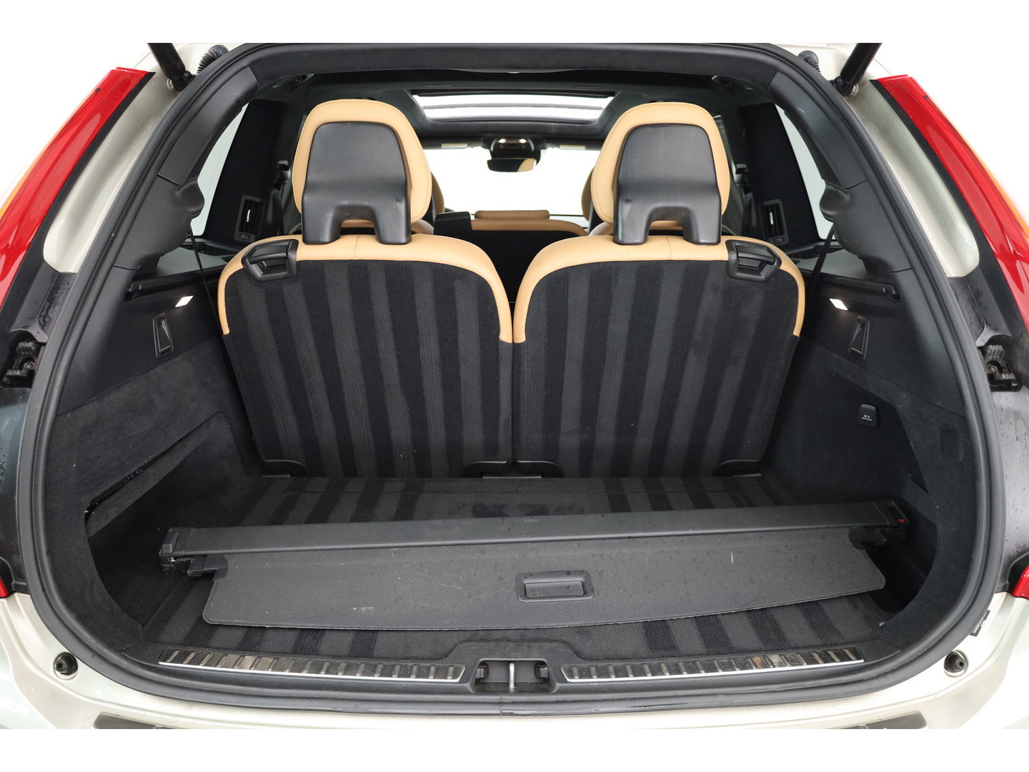 Volvo XC90 2.0 T6 AWD Inscription 7p. | Pano | 360cam | Leder | Trekhaak | Memory | Massage | Stoelventilatie | 4x Stoelverw.