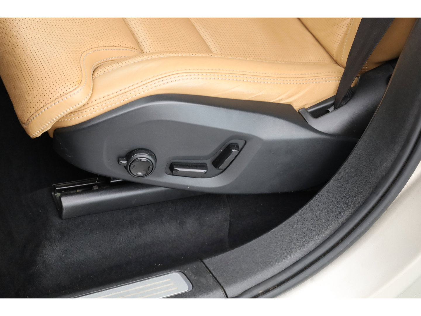 Volvo XC90 2.0 T6 AWD Inscription 7p. | Pano | 360cam | Leder | Trekhaak | Memory | Massage | Stoelventilatie | 4x Stoelverw.