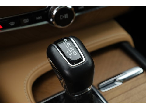 Volvo XC90 2.0 T6 AWD Inscription 7p. | Pano | 360cam | Leder | Trekhaak | Memory | Massage | Stoelventilatie | 4x Stoelverw.
