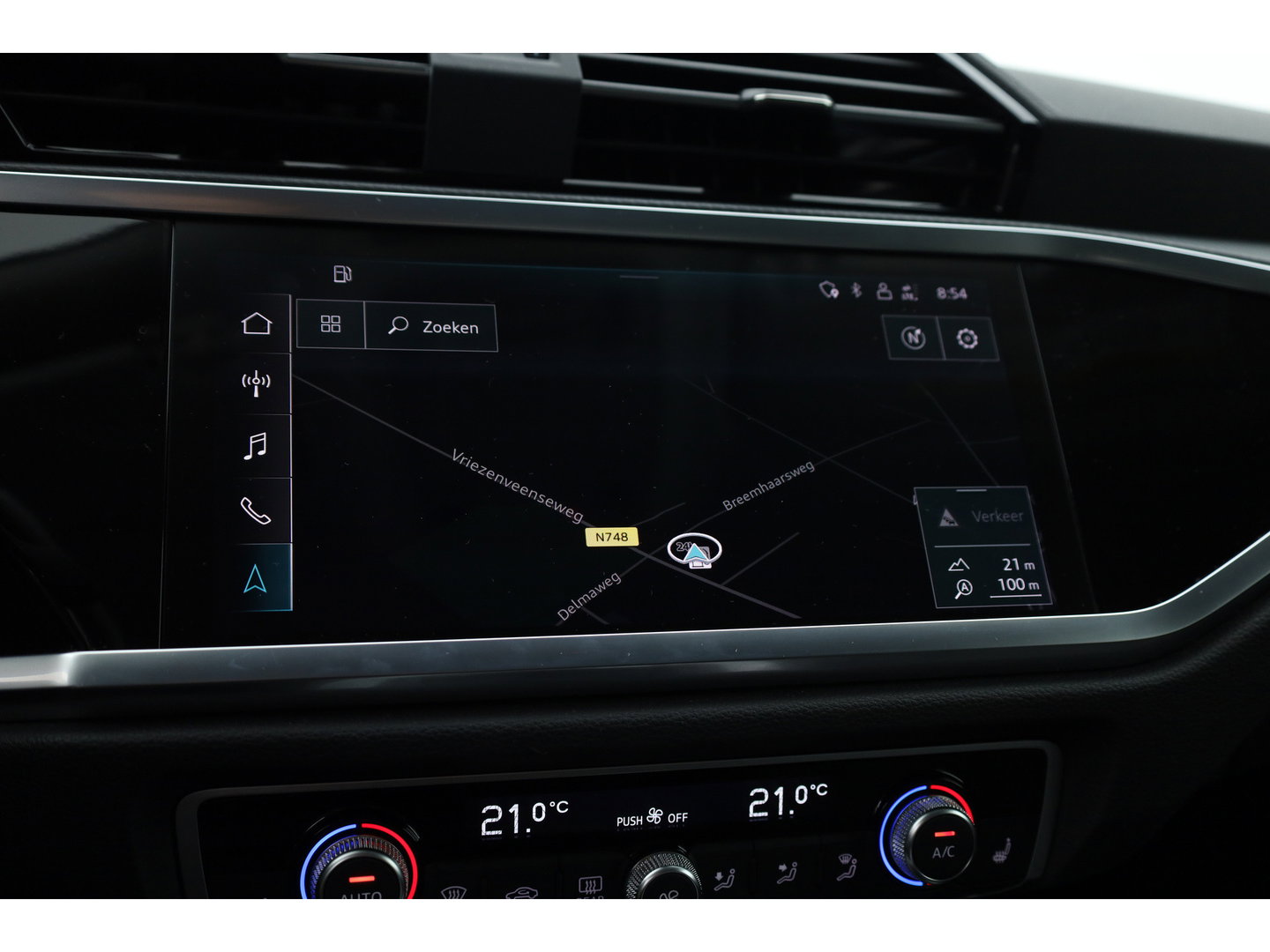 Audi Q3 Sportback 45 TFSI e S Line | Elek. Trekhaak | Camera | 20'' | Adapt. Cruise | NAV + CarPlay | Stoelverw. |