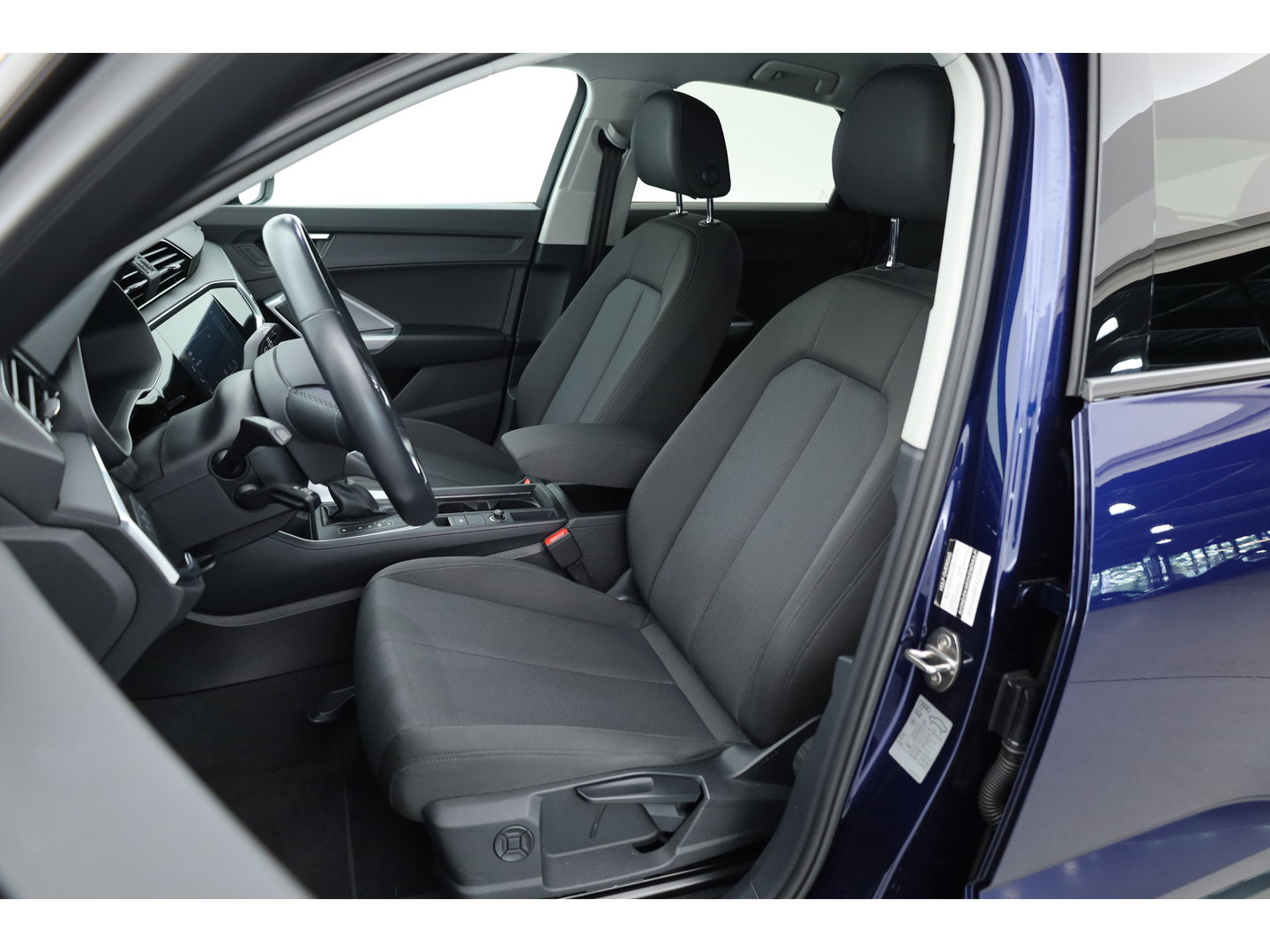 Audi Q3 Sportback 45 TFSI e S Line | Elek. Trekhaak | Camera | 20'' | Adapt. Cruise | NAV + CarPlay | Stoelverw. |