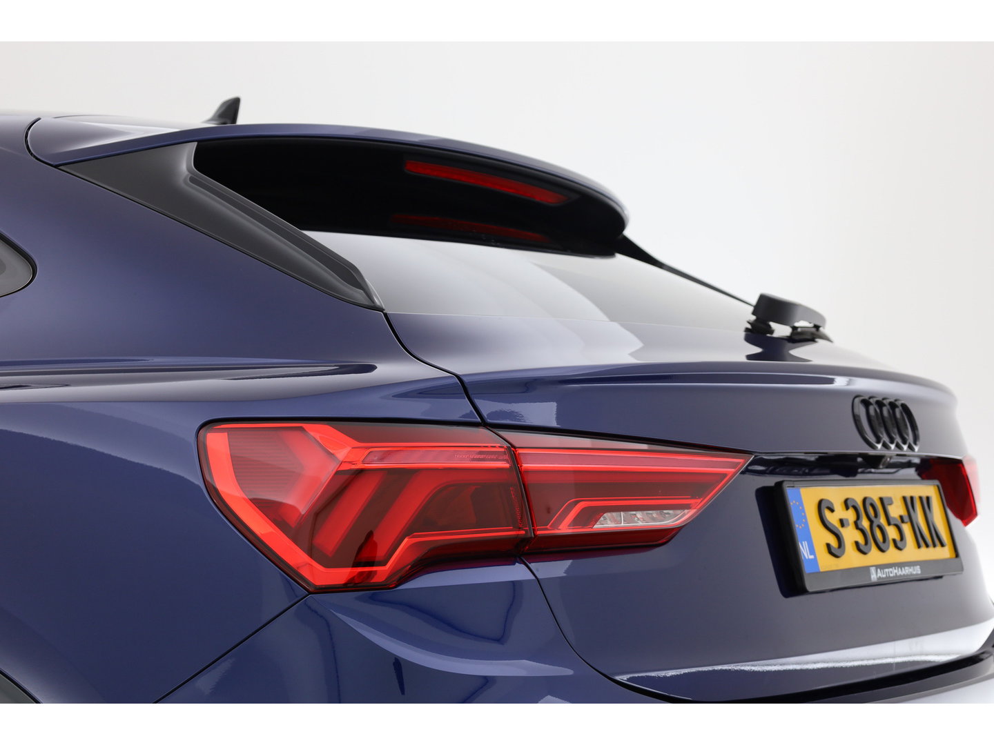 Audi Q3 Sportback 45 TFSI e S Line | Elek. Trekhaak | Camera | 20'' | Adapt. Cruise | NAV + CarPlay | Stoelverw. |